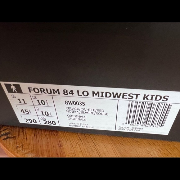 Adidas sneakers Midwest Kids brand, straps and laces, brand new size MEN’s 11 - Picture 8 of 8